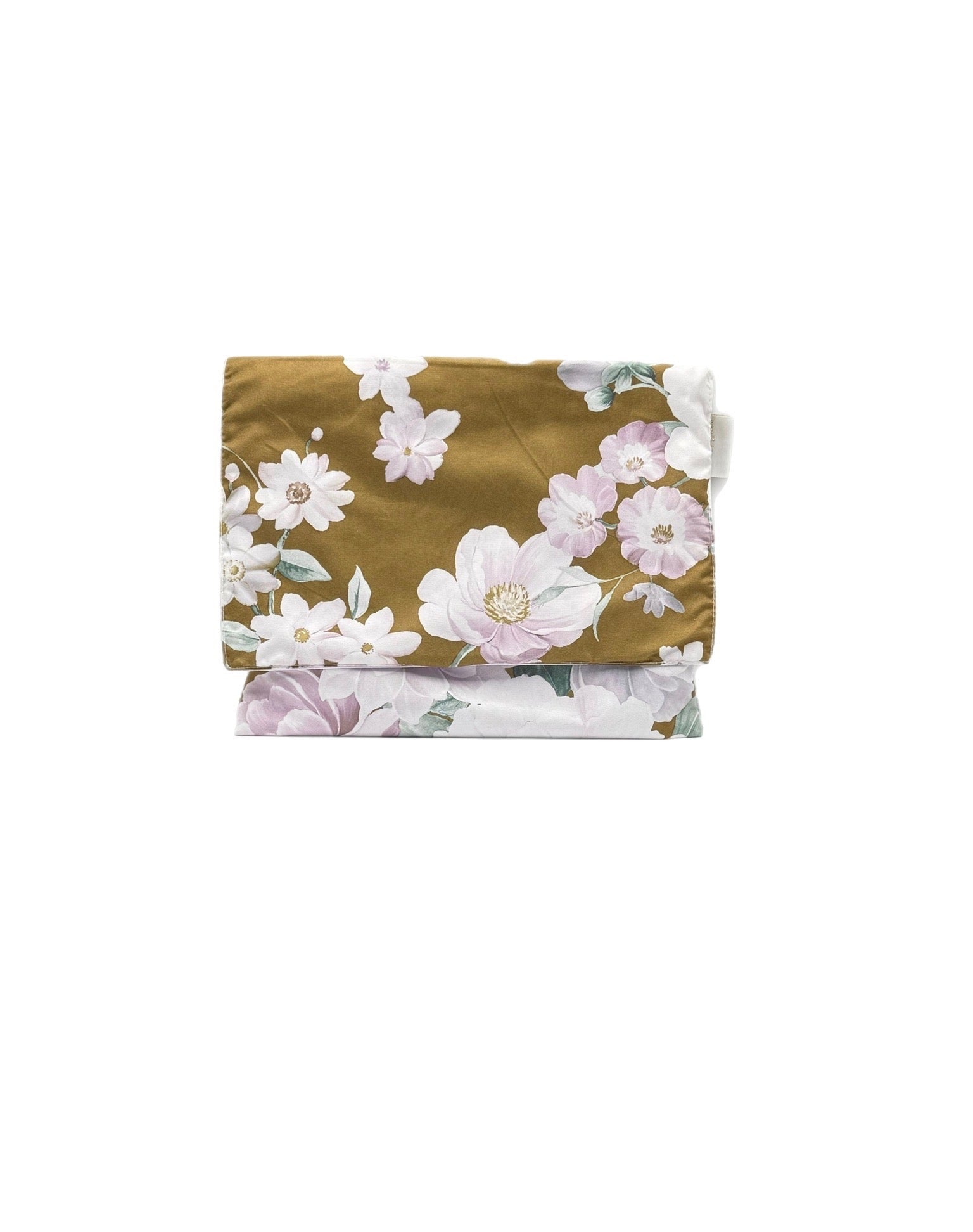 Estuche sobre flores oro